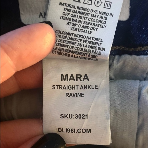 DL1961 “Mara” Straight Ankle Jeans - Picture 9 of 9